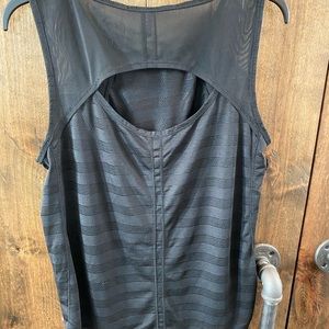 Workout tank 90 degree XL